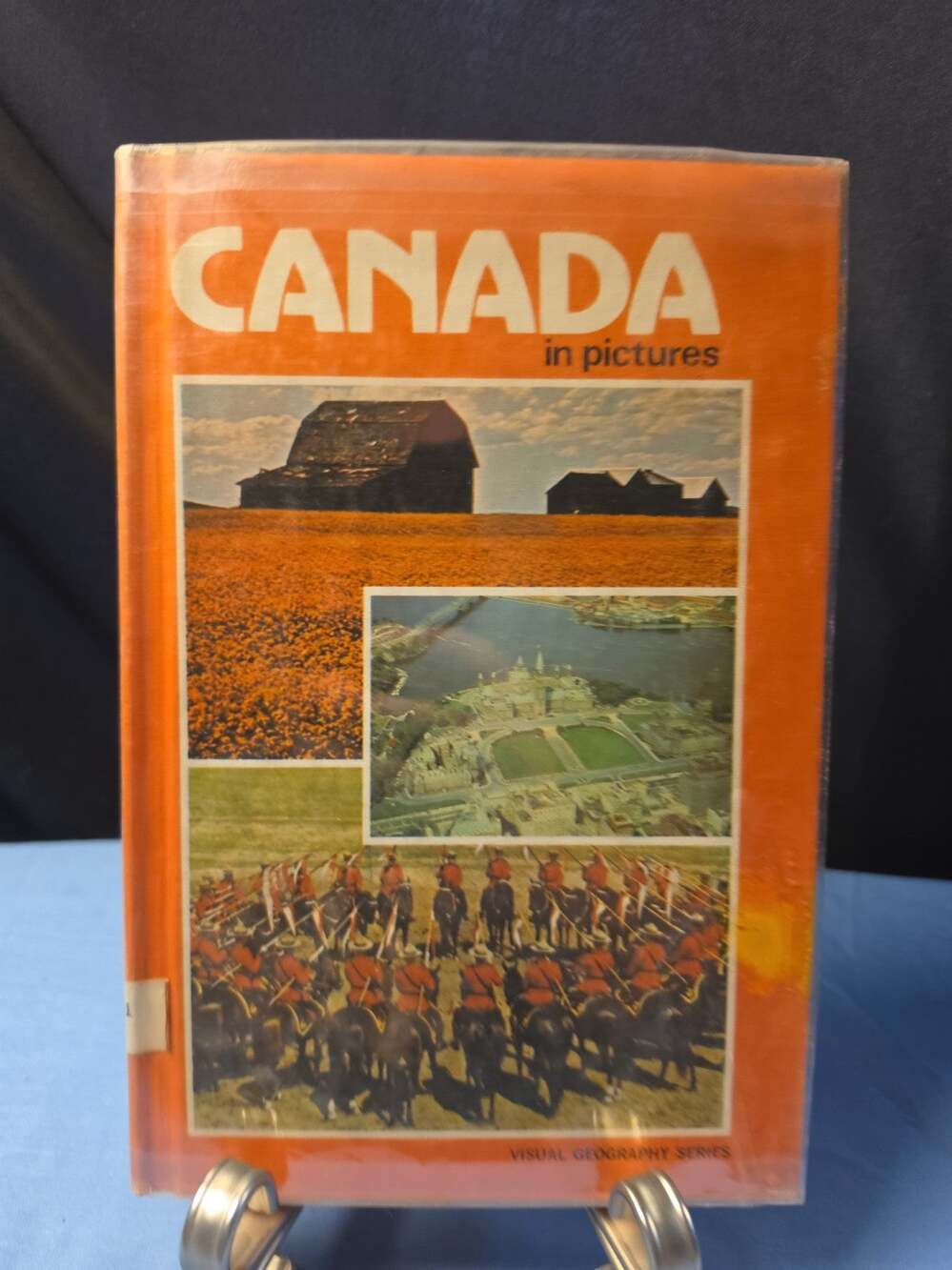 Canada in Pictures Hardcover Book 1980 14th Printing Sterling Ex-Library